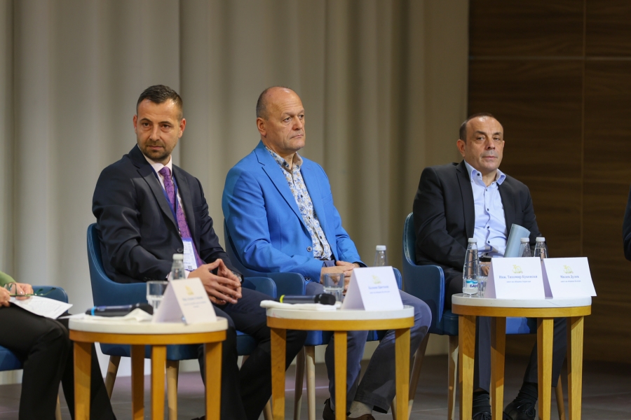 Първите общини, преминали към новия начин за определяне на такса битови отпадъци, представиха своите резултати